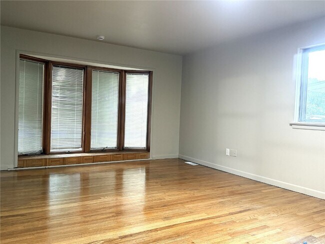 Foto del edificio - 810 Manresa Ln