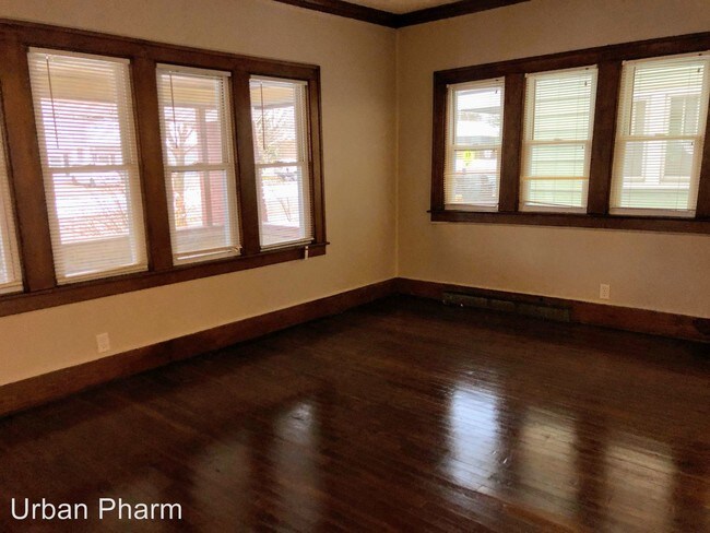 Building Photo - 3 br, 2 bath House - 846 Sibley NW