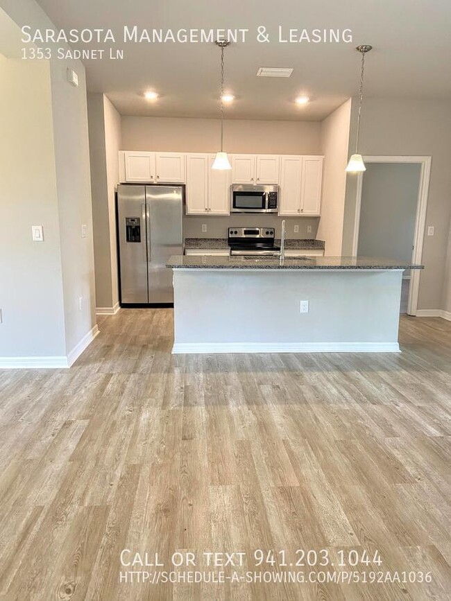 Building Photo - Brand New 3 Bed 2 Bath Home in North Port!