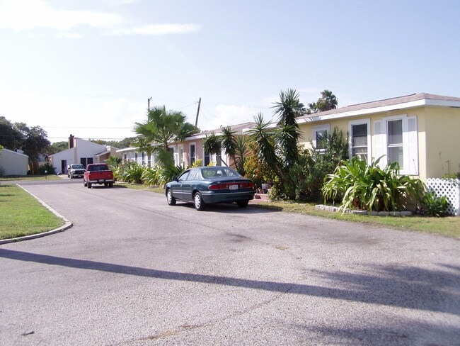 Coastal Bend Cottages Apartments Rockport Tx Apartments Com