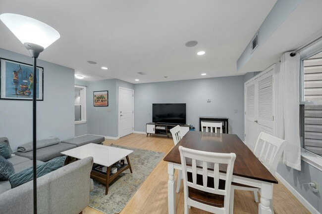 Foto del edificio - 439 2nd St