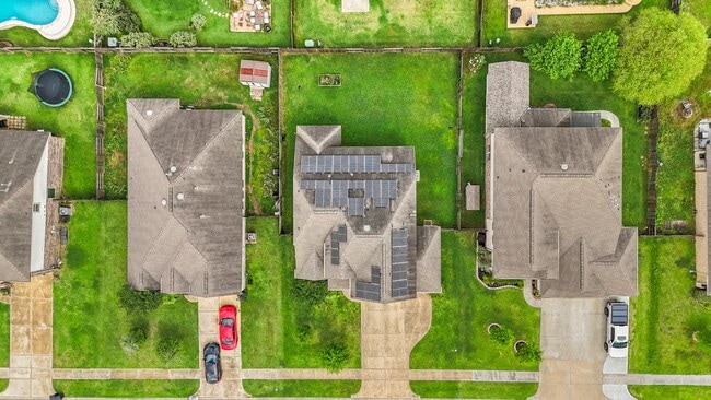 Building Photo - 702 S Galley Dr