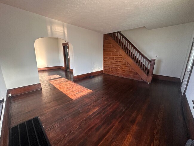 Foto del edificio - 913 Smith Ave SW