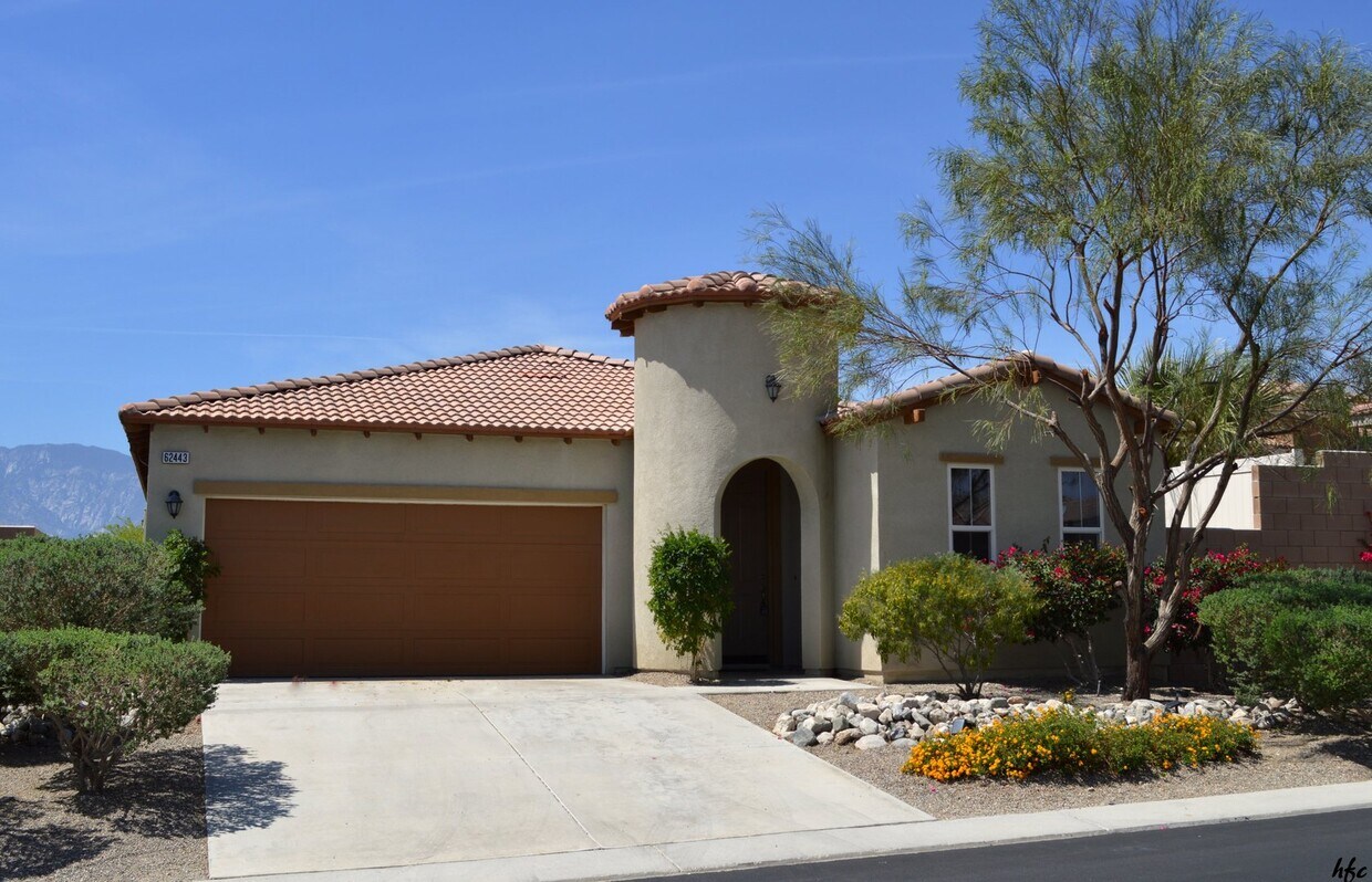 Foto principal - Skyborne Custom Living,Unfurnished