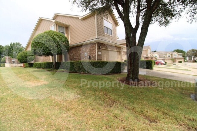 Building Photo - 10001 Monastery Dr