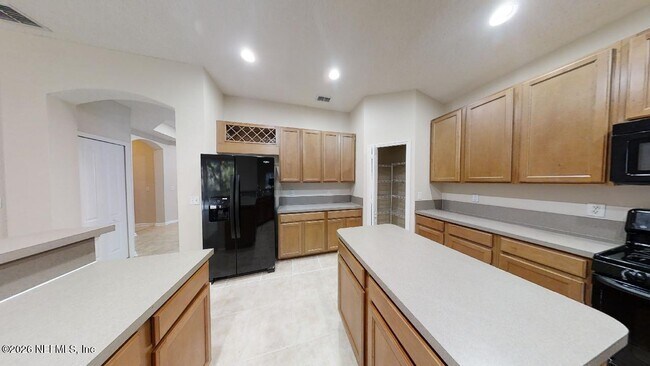 Foto del edificio - 14454 Millhopper Rd