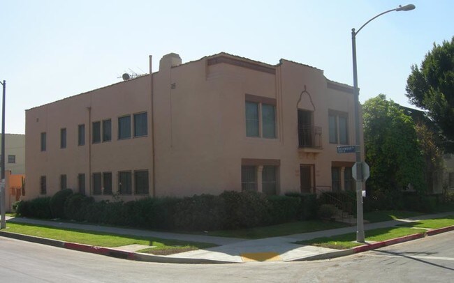 Foto del edificio - 466 N Orange Grove Ave