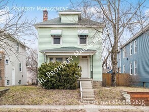 Building Photo - 730 Siebert St