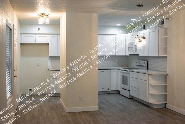 Foto del edificio - 8020 E Thomas Rd
