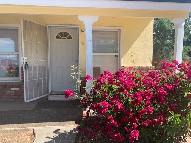 Apartment Entrance - 5650 Sun Valley Blvd