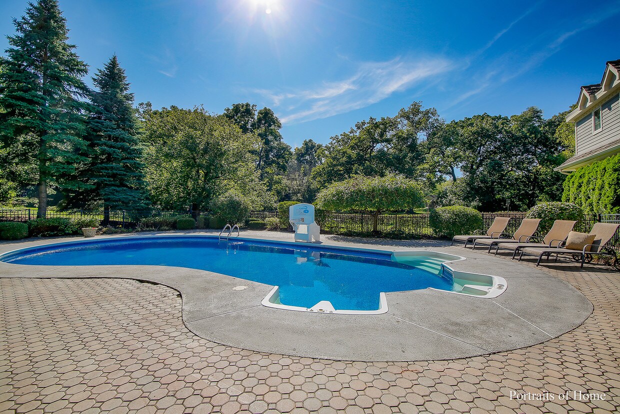 Foto principal - 1S610 Swan Lake Dr