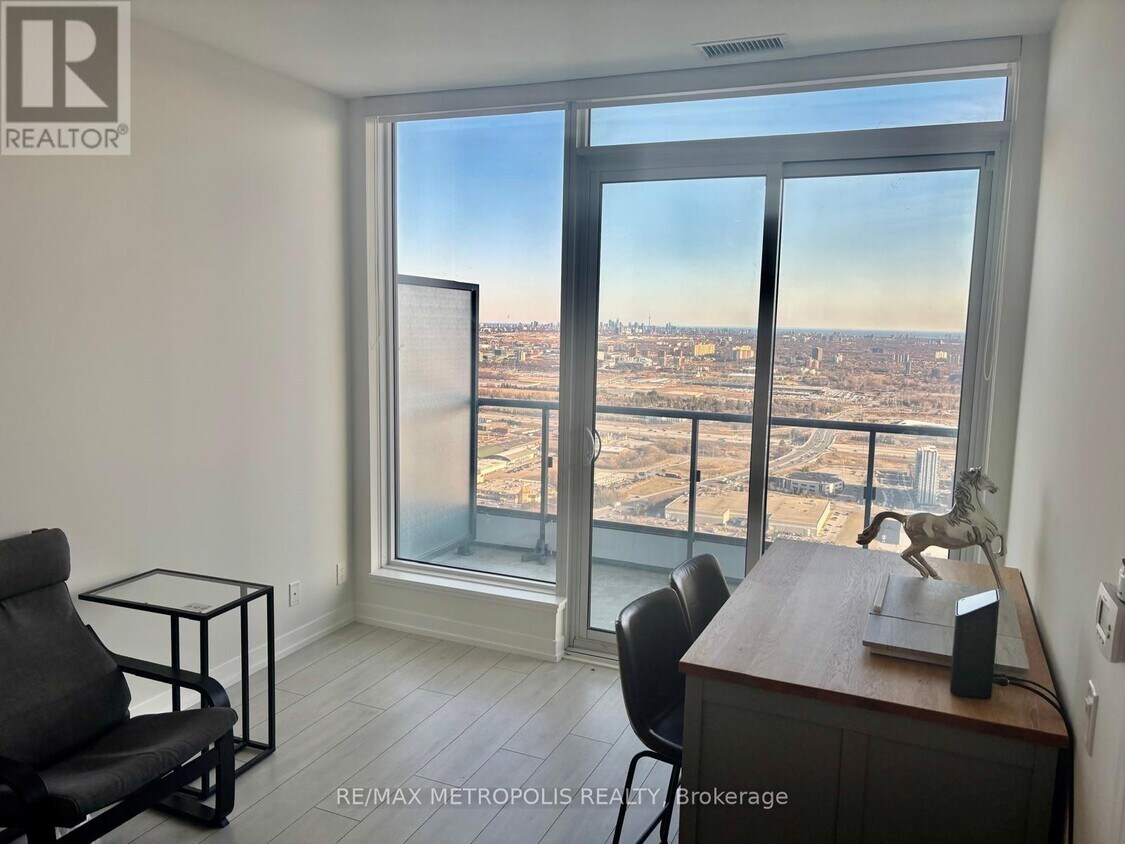 Photo principale - 5 Buttermill Ave.