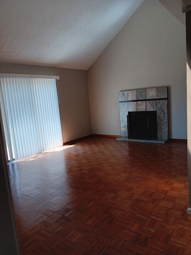 Foto del edificio - 11434 Reeder St
