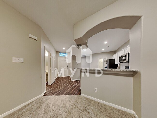 Building Photo - 2310 Summit Way Ct
