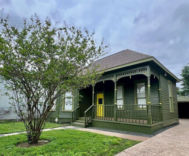 Building Photo - 1518 Freeman St