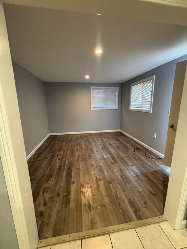 Foto del edificio - 923 E 21st St
