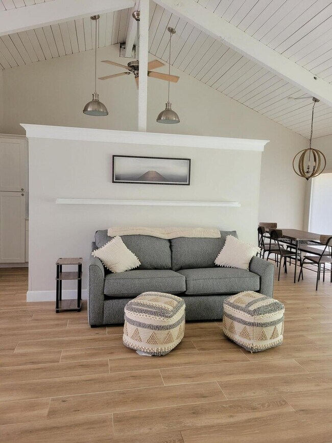 Foto del edificio - 3996 NW 7th Ct