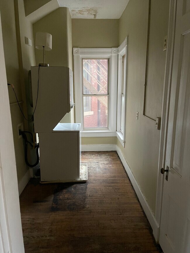 Foto del edificio - 1466 Saint James Ct