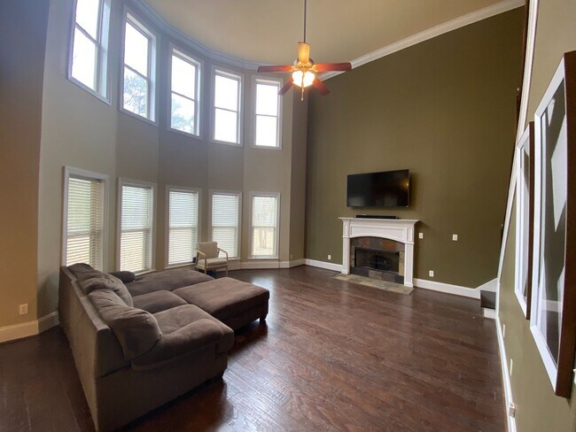 Building Photo - Beautiful Home for Rent in Birmingham!!! A...