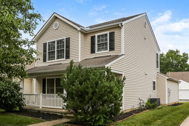 Foto del edificio - 8736 Arrowtip Ln