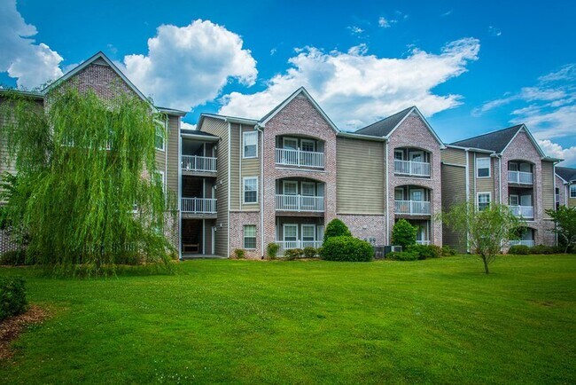 Building Photo - 8465 Patriot Blvd