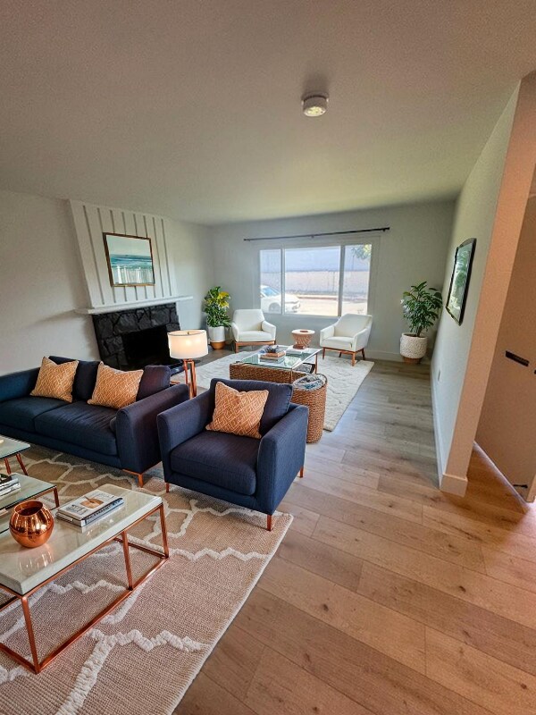 Foto principal - 2321 E Omega Ave