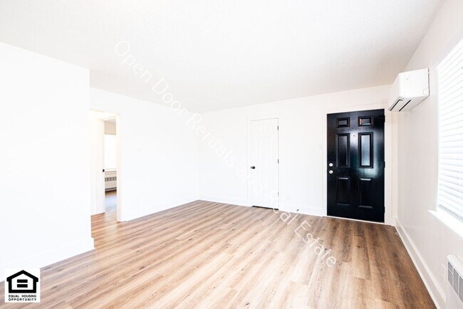 Building Photo - 1823 Griswold Dr