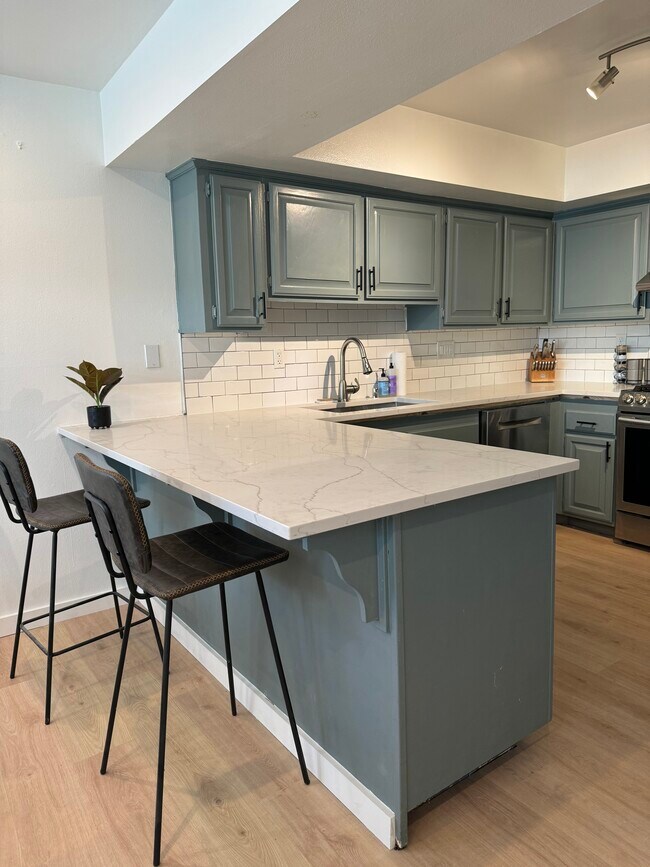 Building Photo - 3536 S Centinela Ave