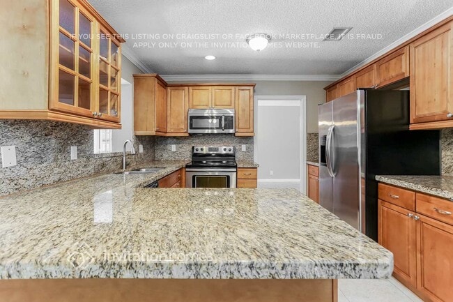 Building Photo - 417 Apache Ln