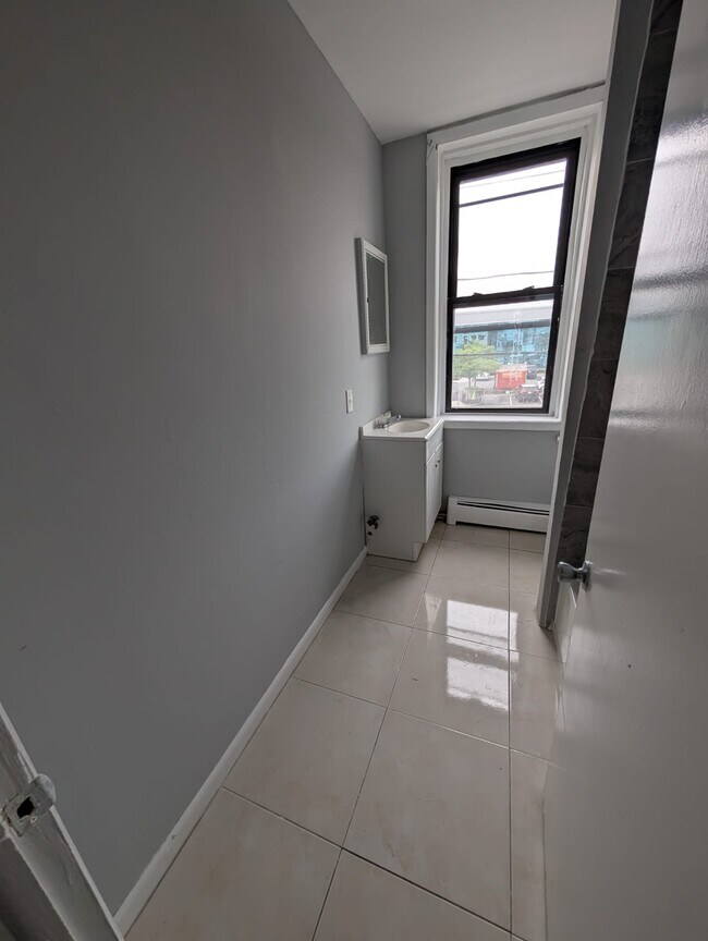 352-354 New Brunswick Ave 2 - 416 Amboy Ave