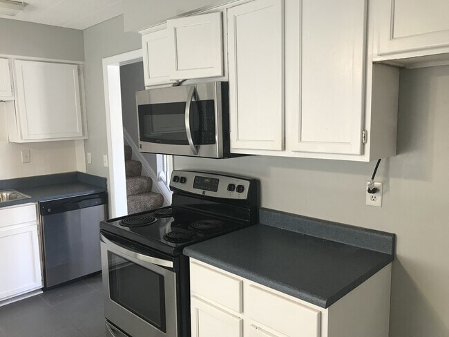 Foto del edificio - 3 bedroom 1.5 bathroom house in Gahanna fo...