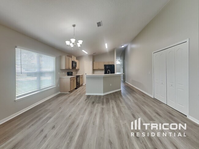 Foto del edificio - 1371 Winged Foot Dr