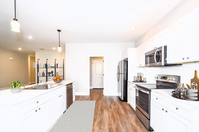 Foto del edificio - 65 Laura Ct.