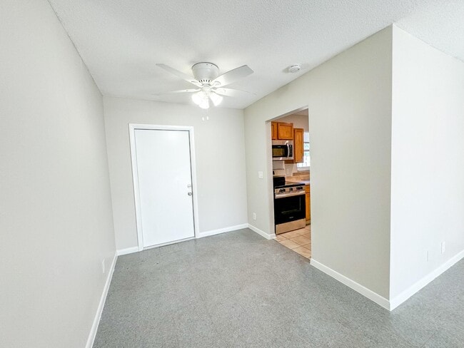 Building Photo - 1500 Forest Hill Blvd