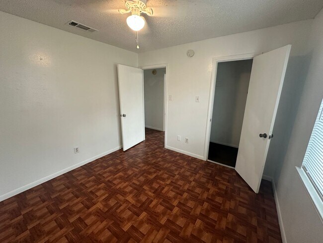 Building Photo - AVAILABLE NOW; APPLY TODAY AT OUR WEBSITE 2 WEEKS FREE!!!!!