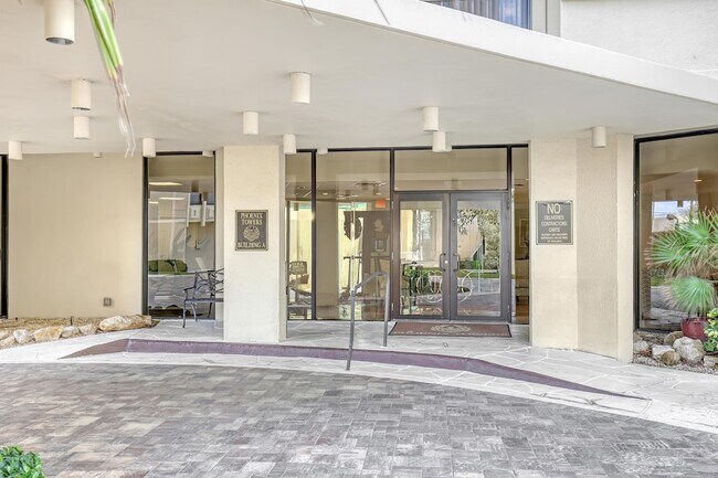 Photo - 2800 N Ocean Dr Apartment