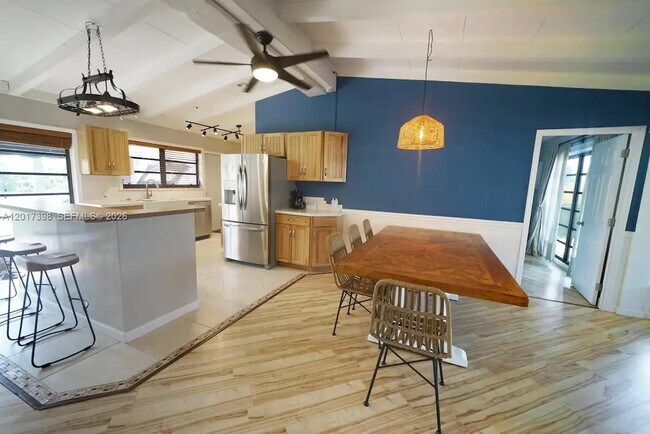 Foto del edificio - 2518 Gulfstream Ln