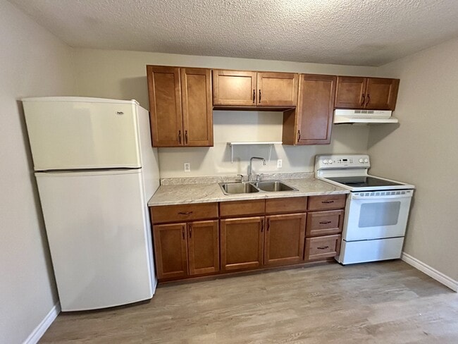 Building Photo - 1 Webb Pl