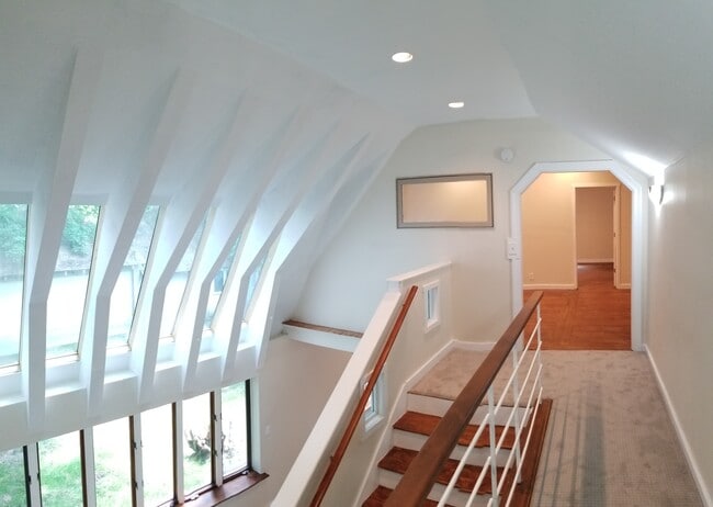 Foto del edificio - 4015 Oakwood Dr