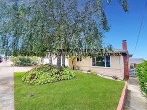 Building Photo - 24915 Mead Way