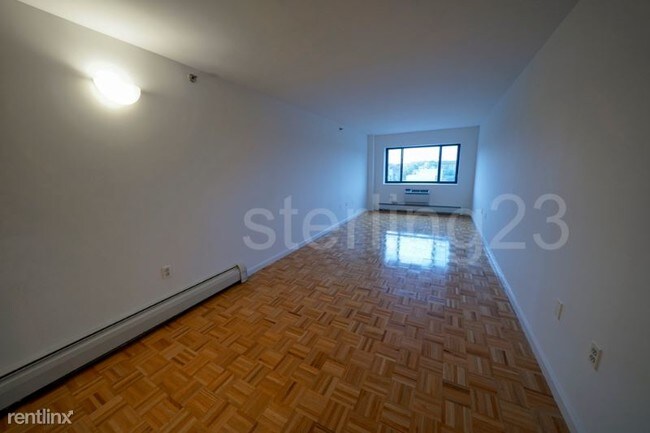 Foto del edificio - 3160-60 21st St
