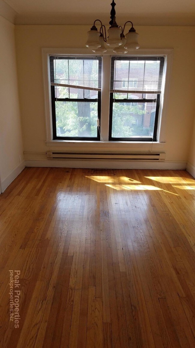 Building Photo - 1033 Dempster