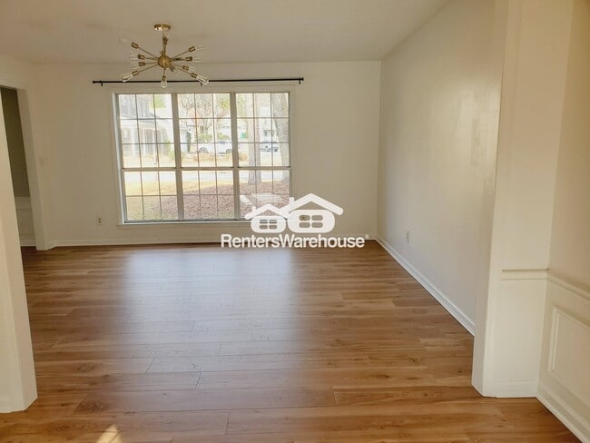 Building Photo - 4935 Tanners Spring Dr