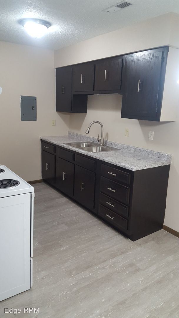 Foto del edificio - 3729 W 9th St
