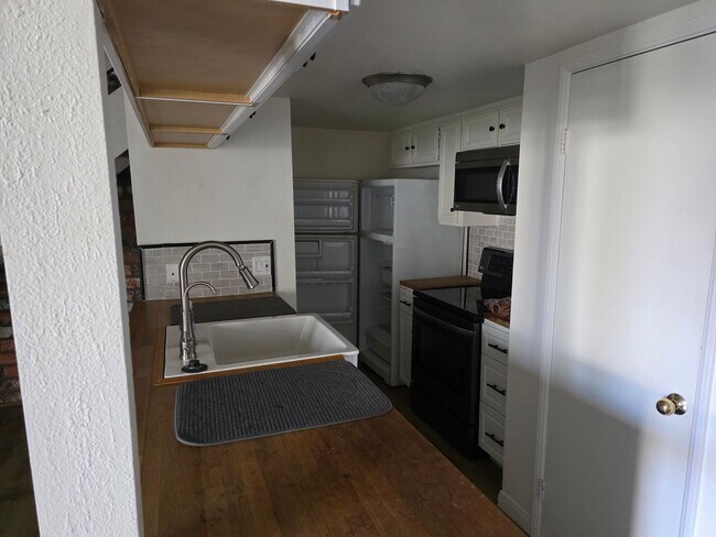 Foto del edificio - 2 bedrrom 1 bath