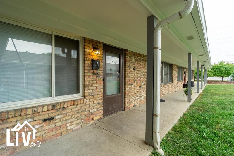 Primary Photo - 6134 Hillside Ave