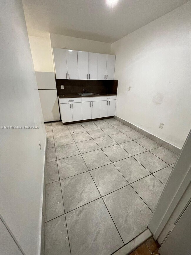 Foto del edificio - 3173 SW 23rd Terrace