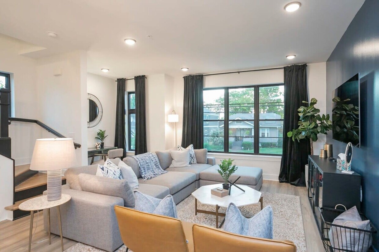 Foto principal - 402 Cleveland St