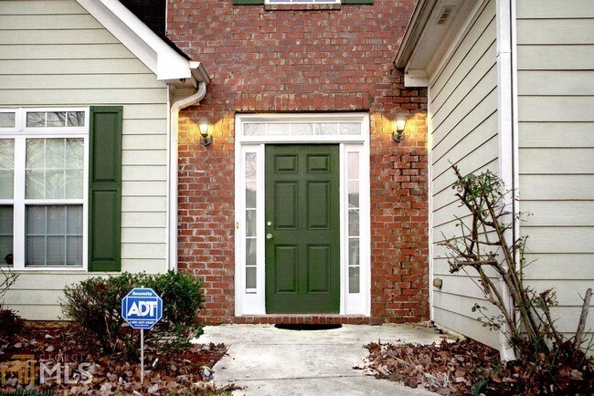 Foto del edificio - 5547 Jerome Rd