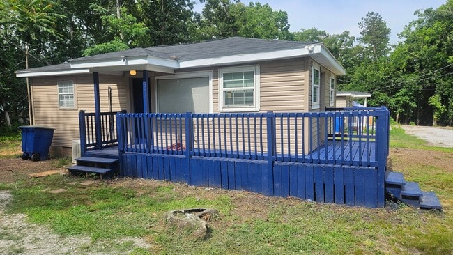 Photo - 1373 Ridge Rd House